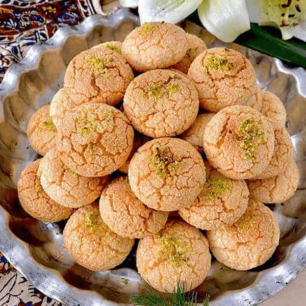 تصویر 4 از قیمت خرید شیرینی نارگیلی بازاری + فروش ویژه
